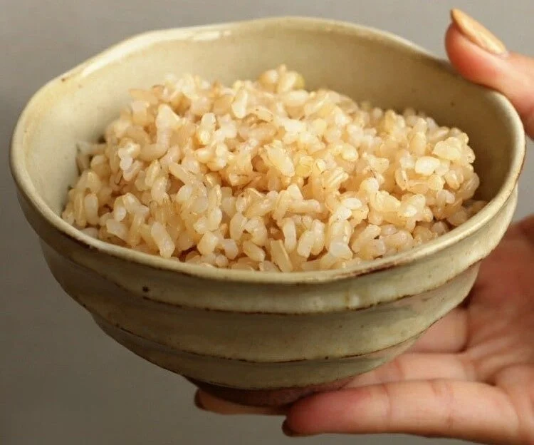 茶碗の玄米