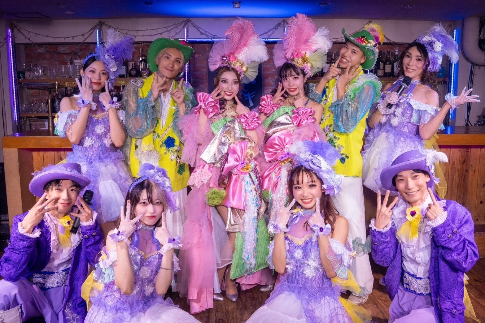 集合写真のダンサーたち