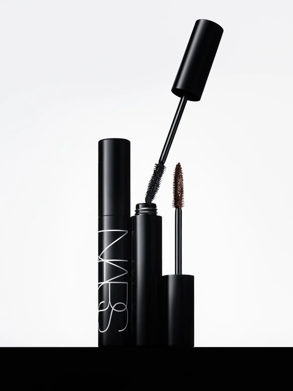 NARS ノートリアス マスカラ