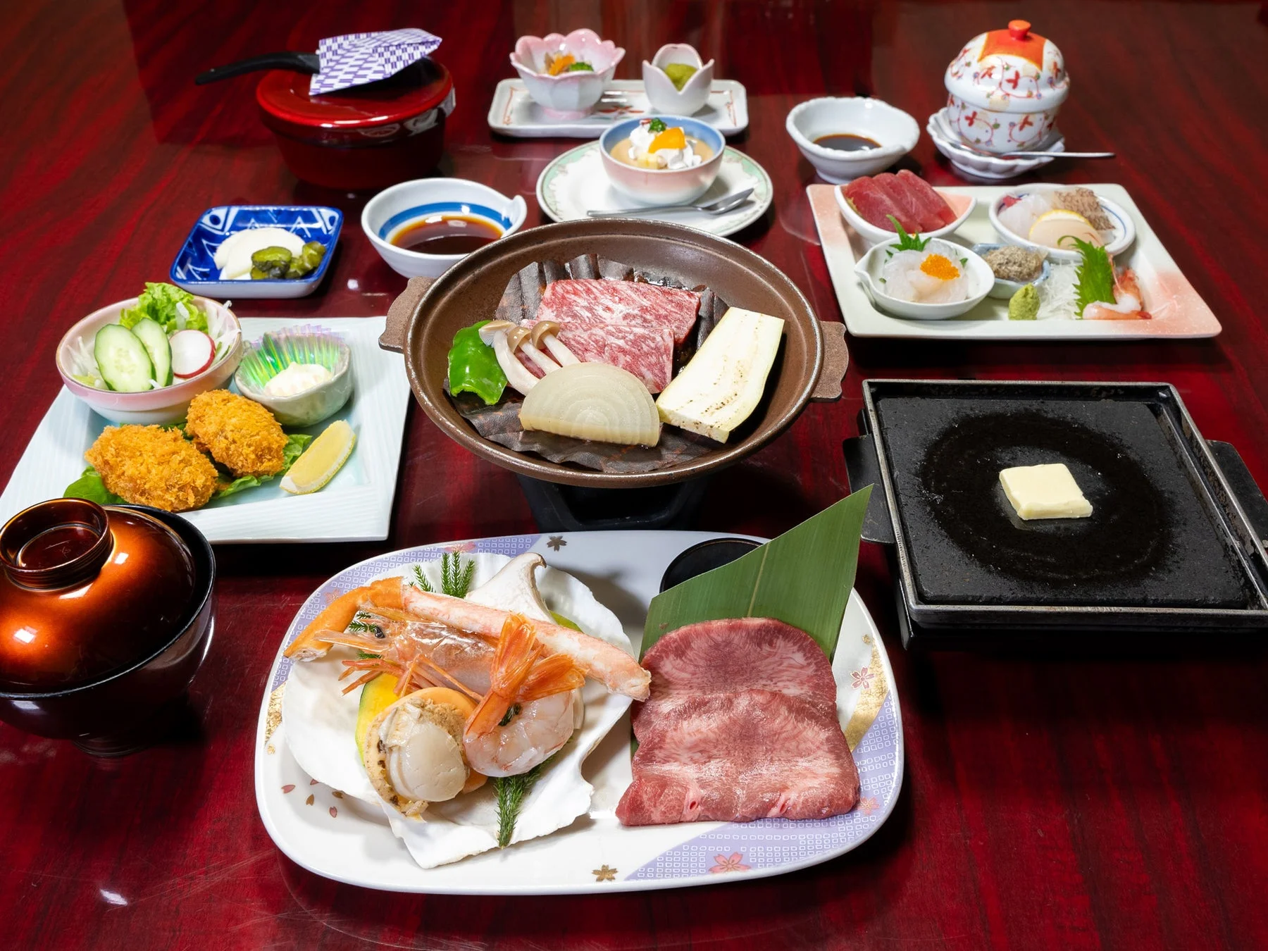 豪華な和食のコース料理