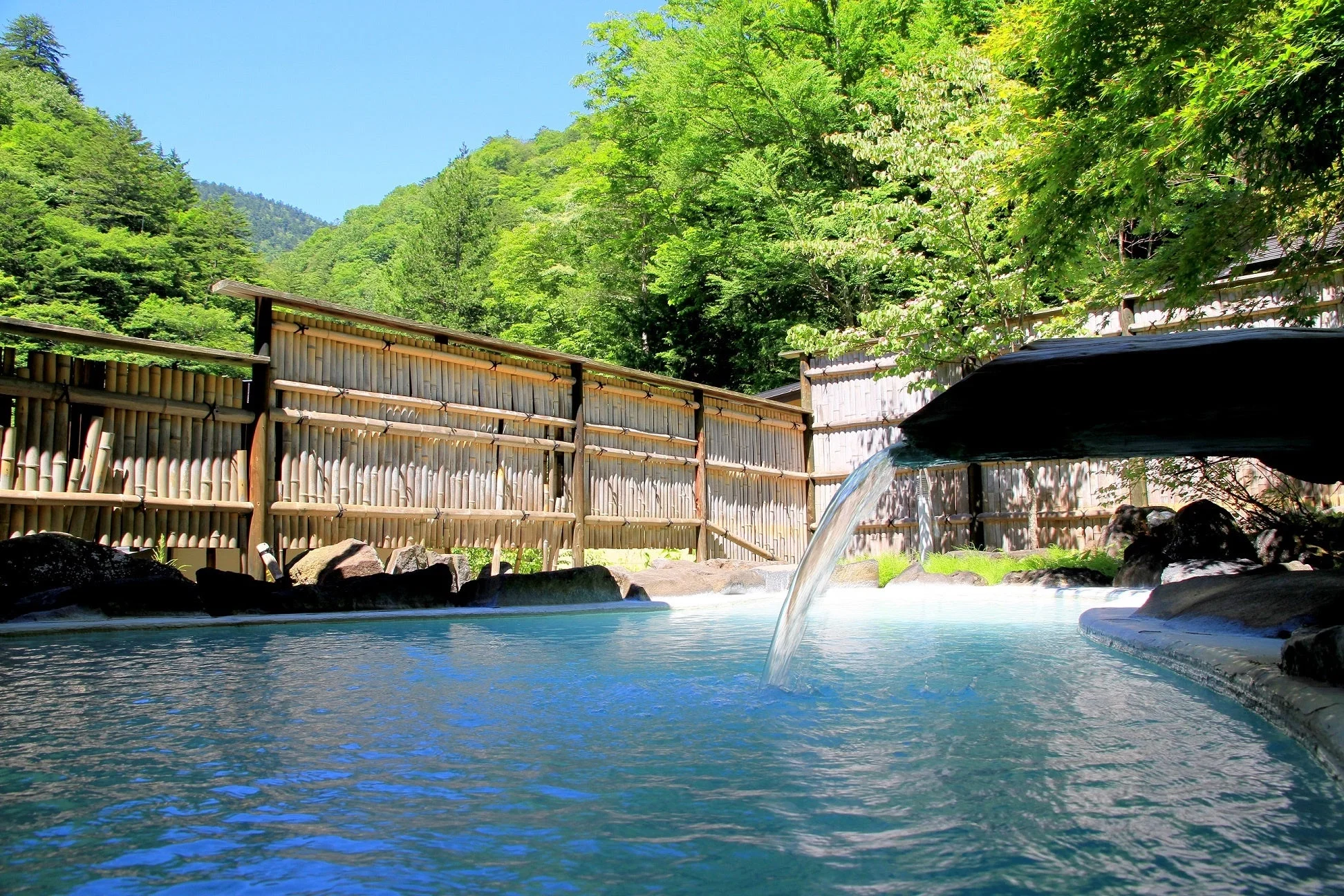 白骨温泉 湯元齋藤旅館の露天風呂