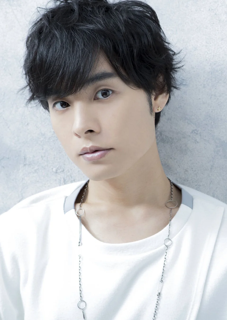 岡本信彦さんのポートレート