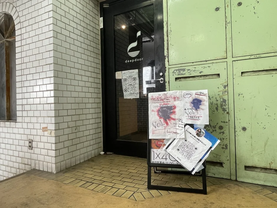 お店の入り口