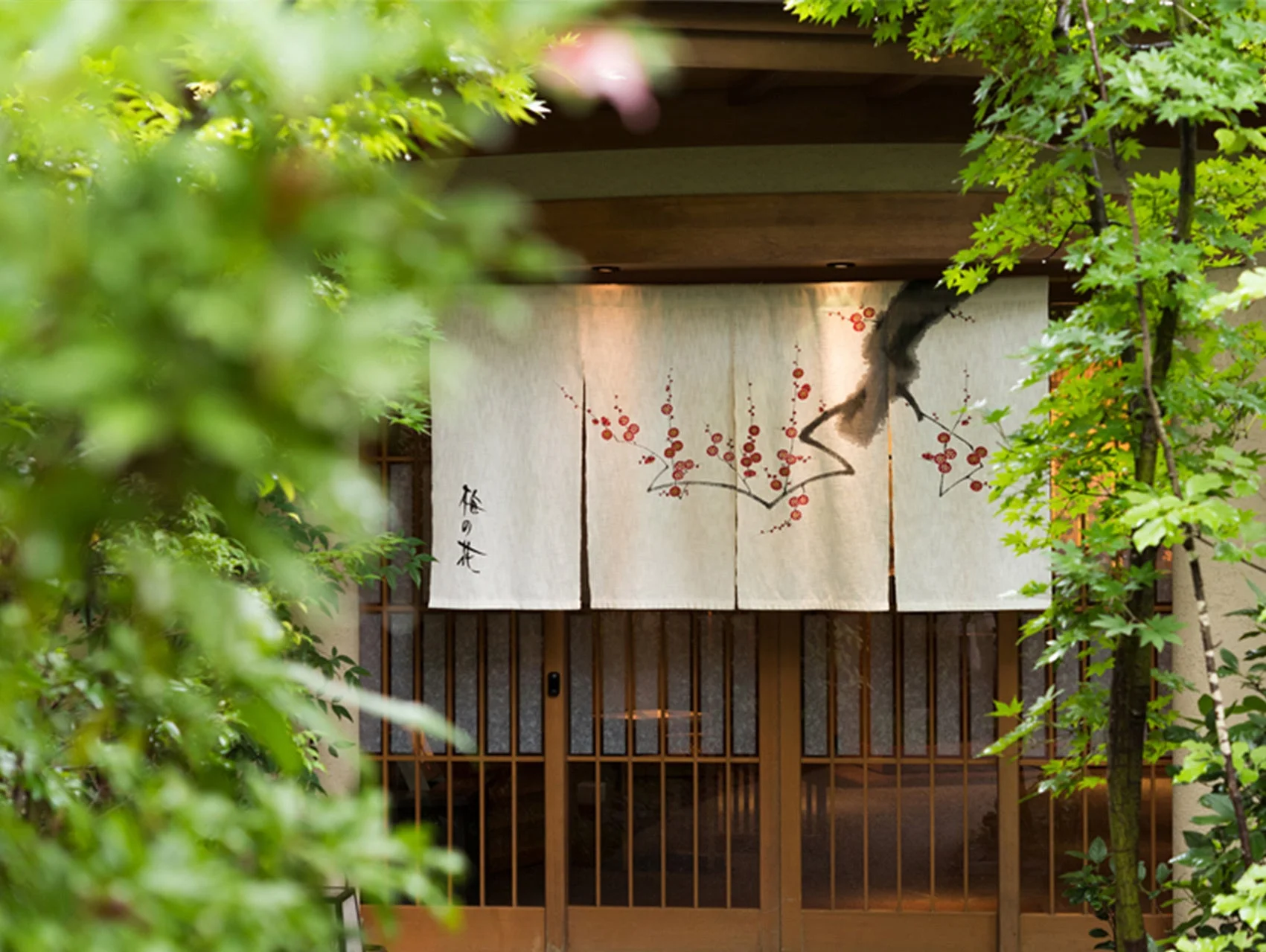 梅の花外観