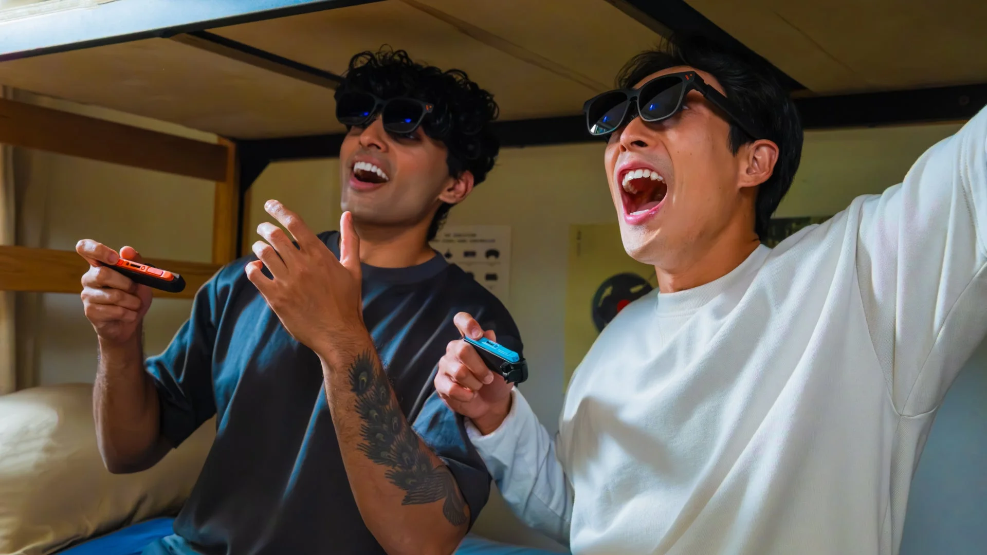 VRゲームを楽しむ男性たちの画像