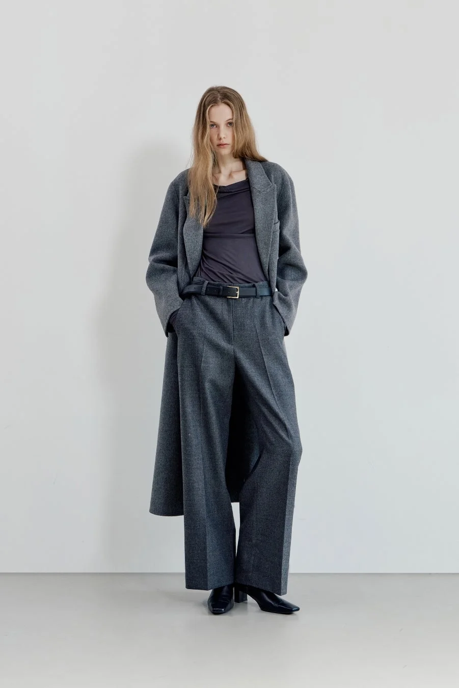 STRAIGHT PANTS
