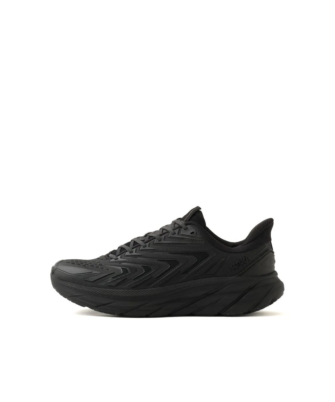 黒いHOKA CLIFTON UTLスニーカーの側面