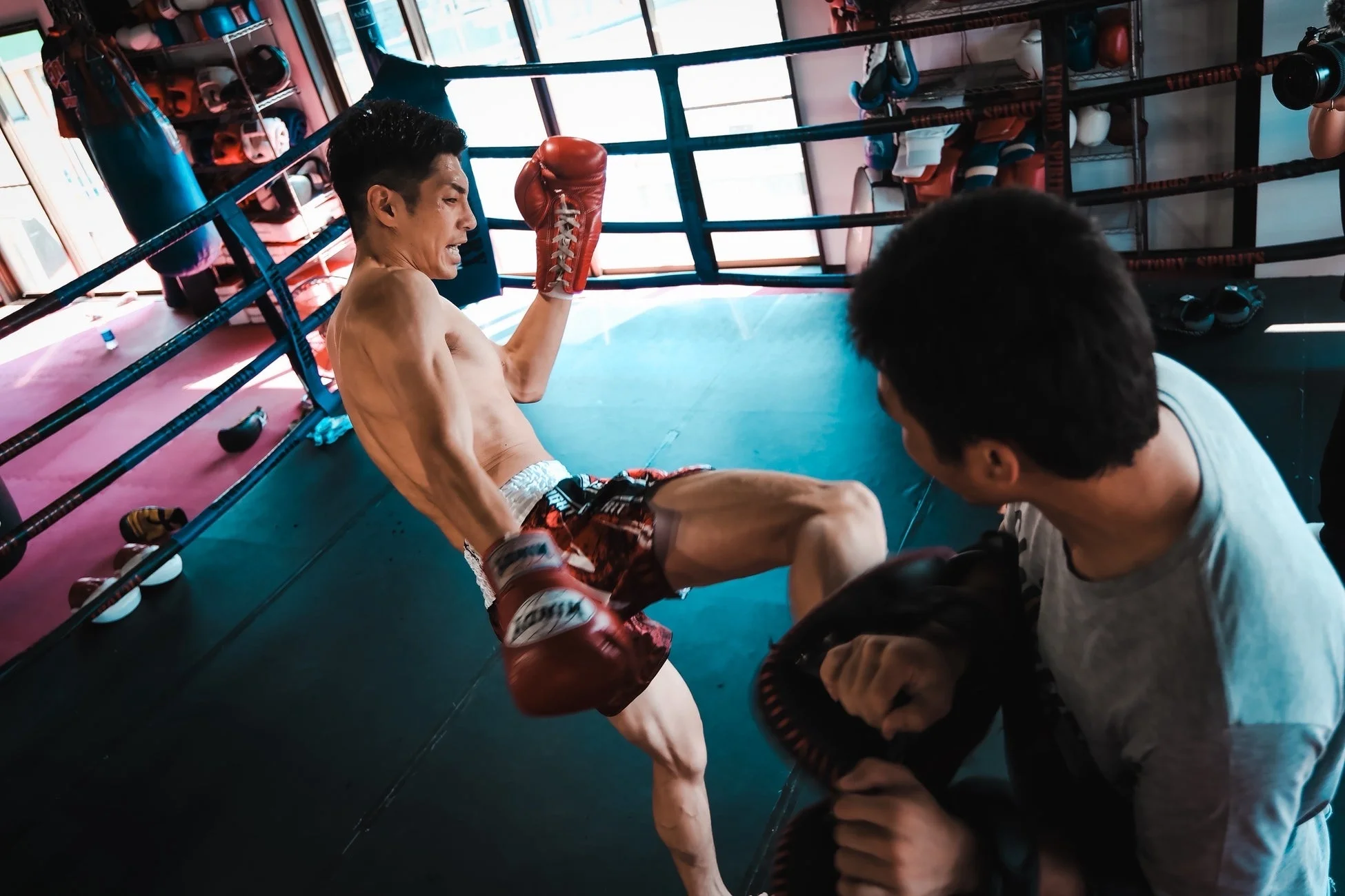キックボクシングのトレーニングをする瀧澤博人選手