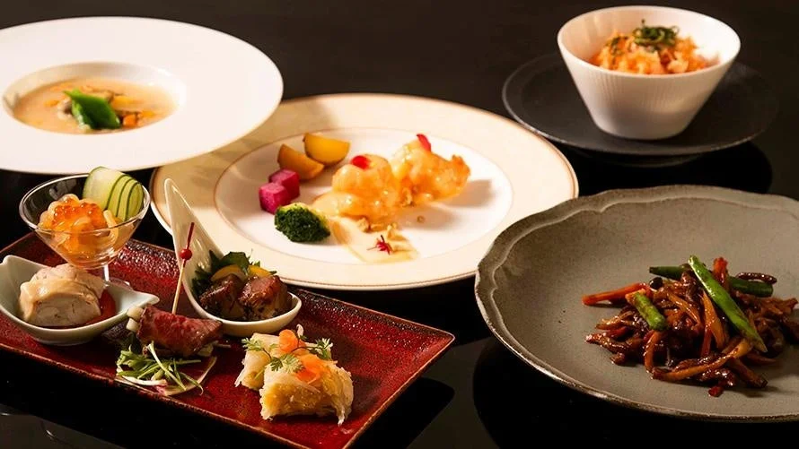 松茸や栗を使った中華のコース料理