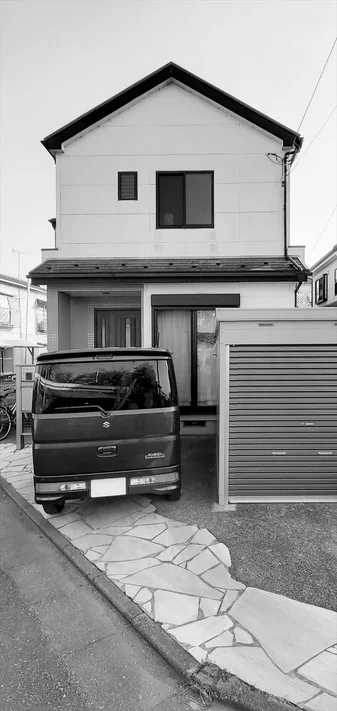 リノベーション前の家の外観