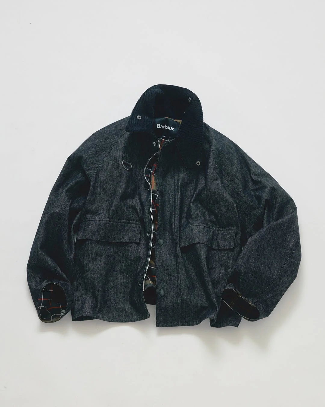 平置きされたSPEY DENIMジャケット(ネイビー)