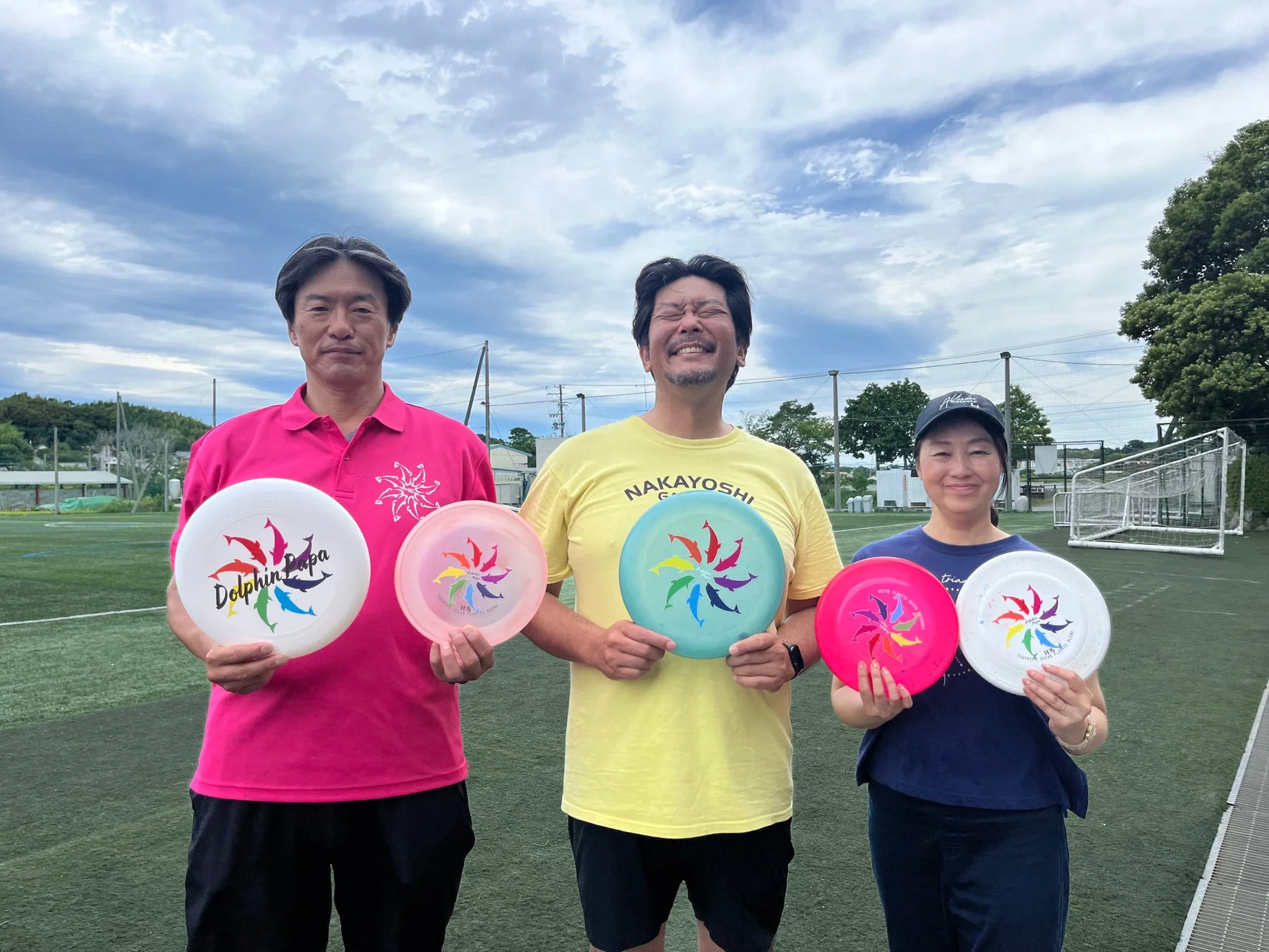 Dolphin PapaとNPOなかよし学園プロジェクトのメンバー