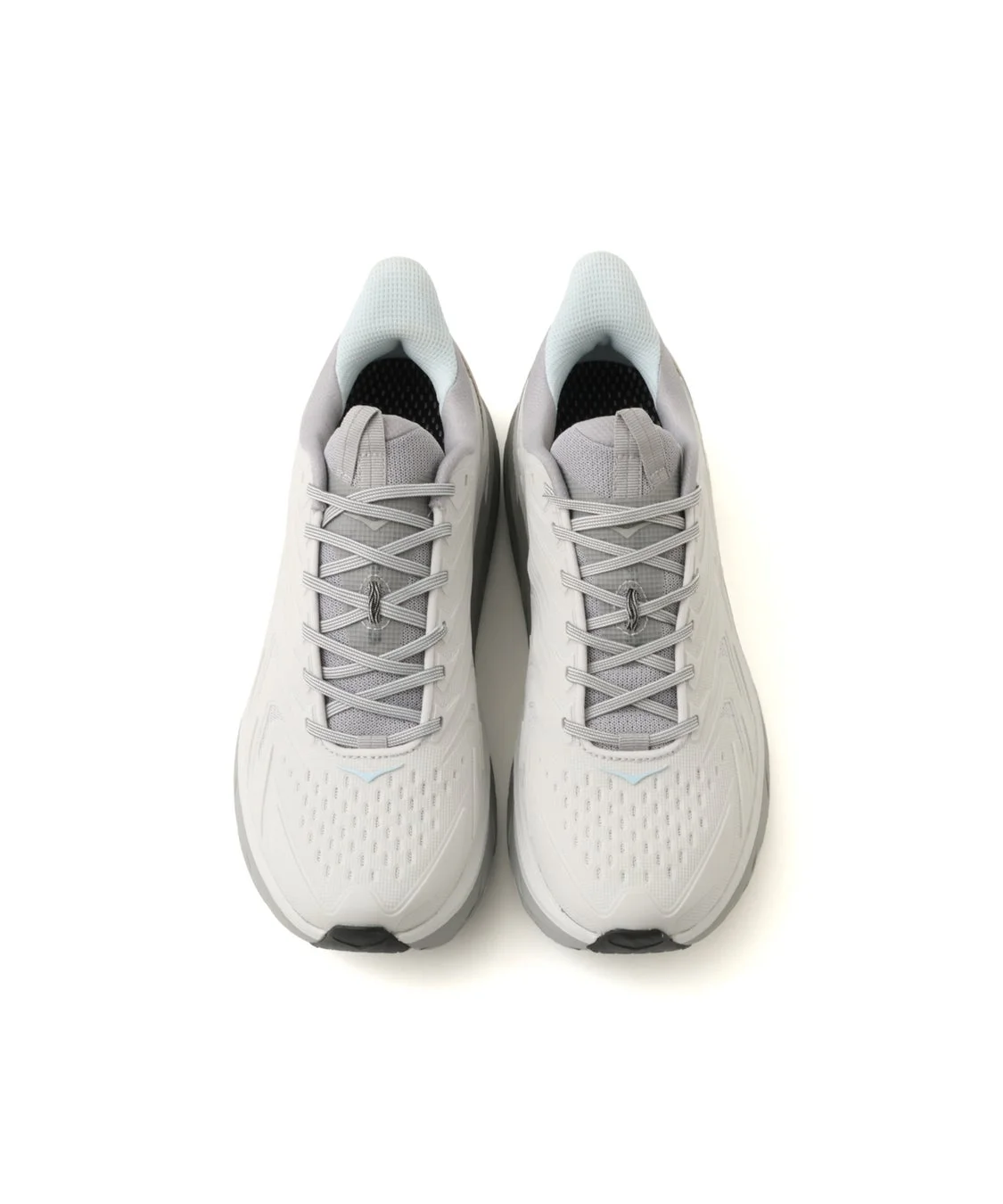 グレーのHOKA CLIFTON UTLスニーカー
