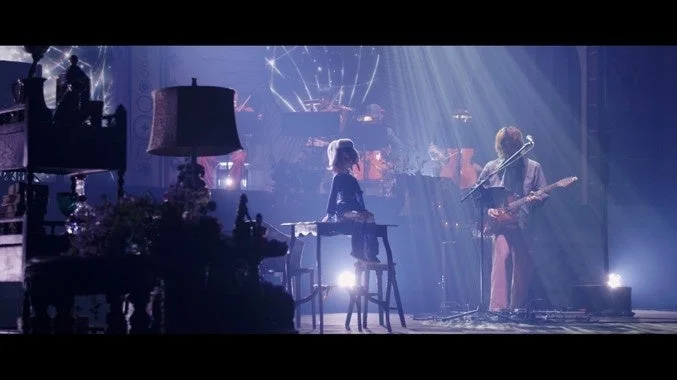 9Lana「螺旋 - Acoustic Ver.」MV