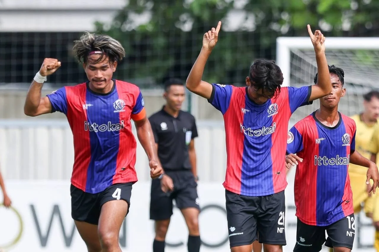 KANDAL UNITED FC ゴールセレブレーション