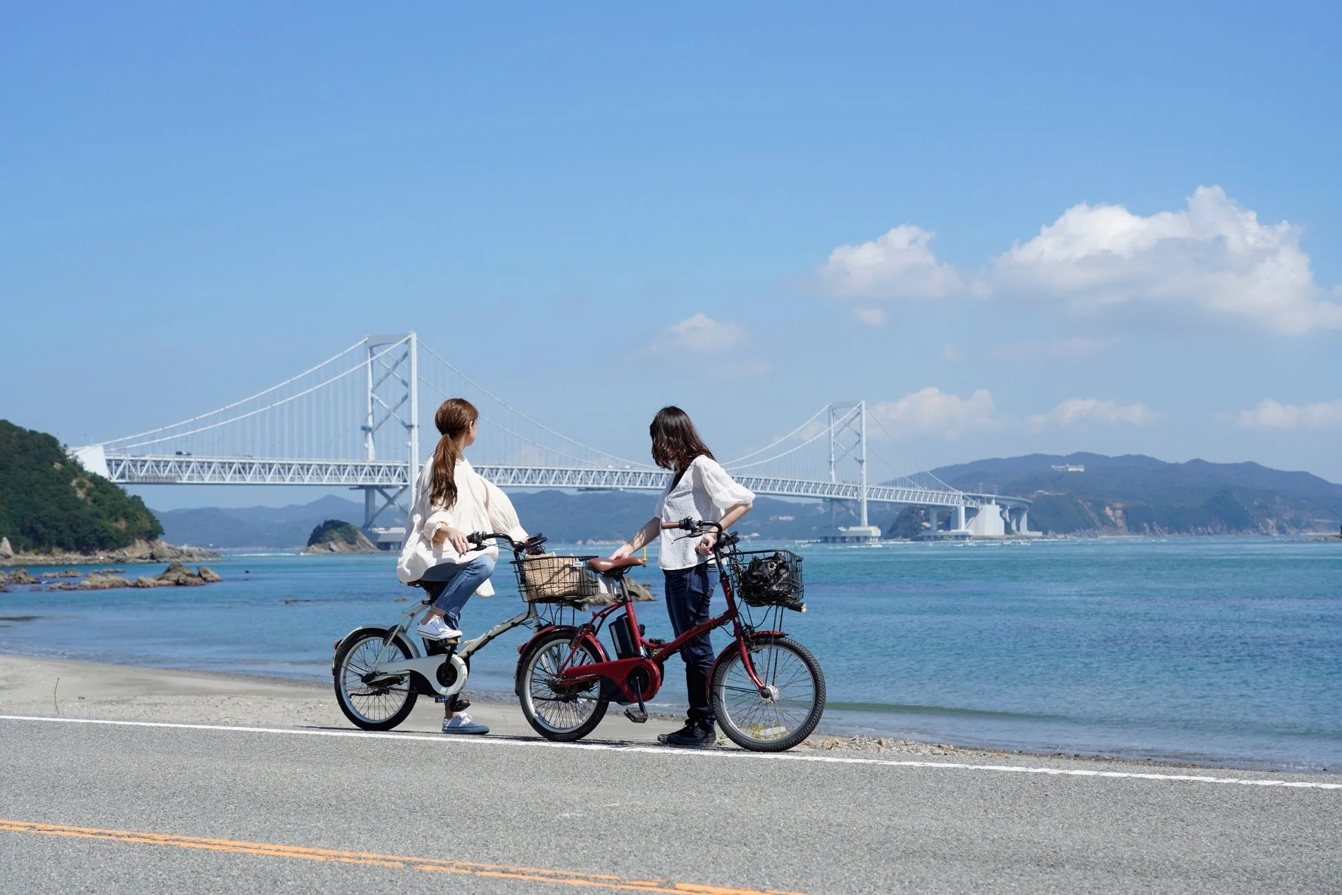 サイクリング女性二人