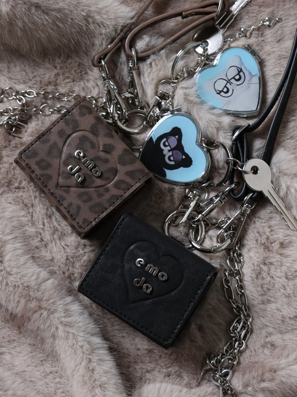 MULTI CHARM AirPods STRAP 商品イメージ