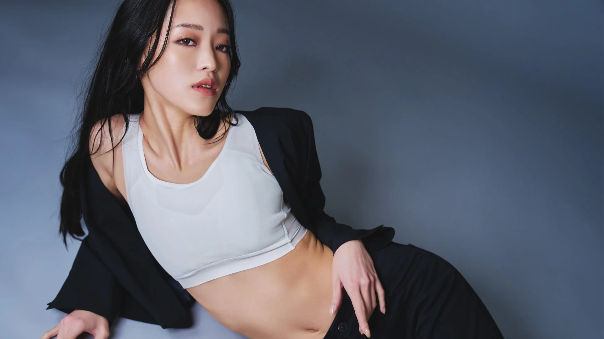Nstyleブランドイメージの女性モデル