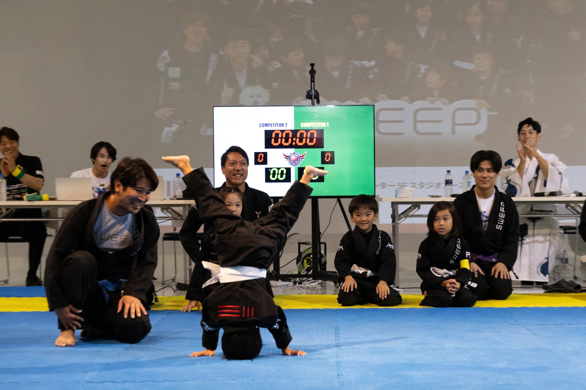子供のデモンストレーション