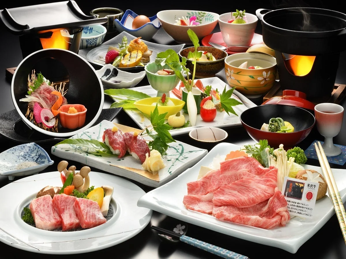 米沢牛を中心とした豪華な会席料理