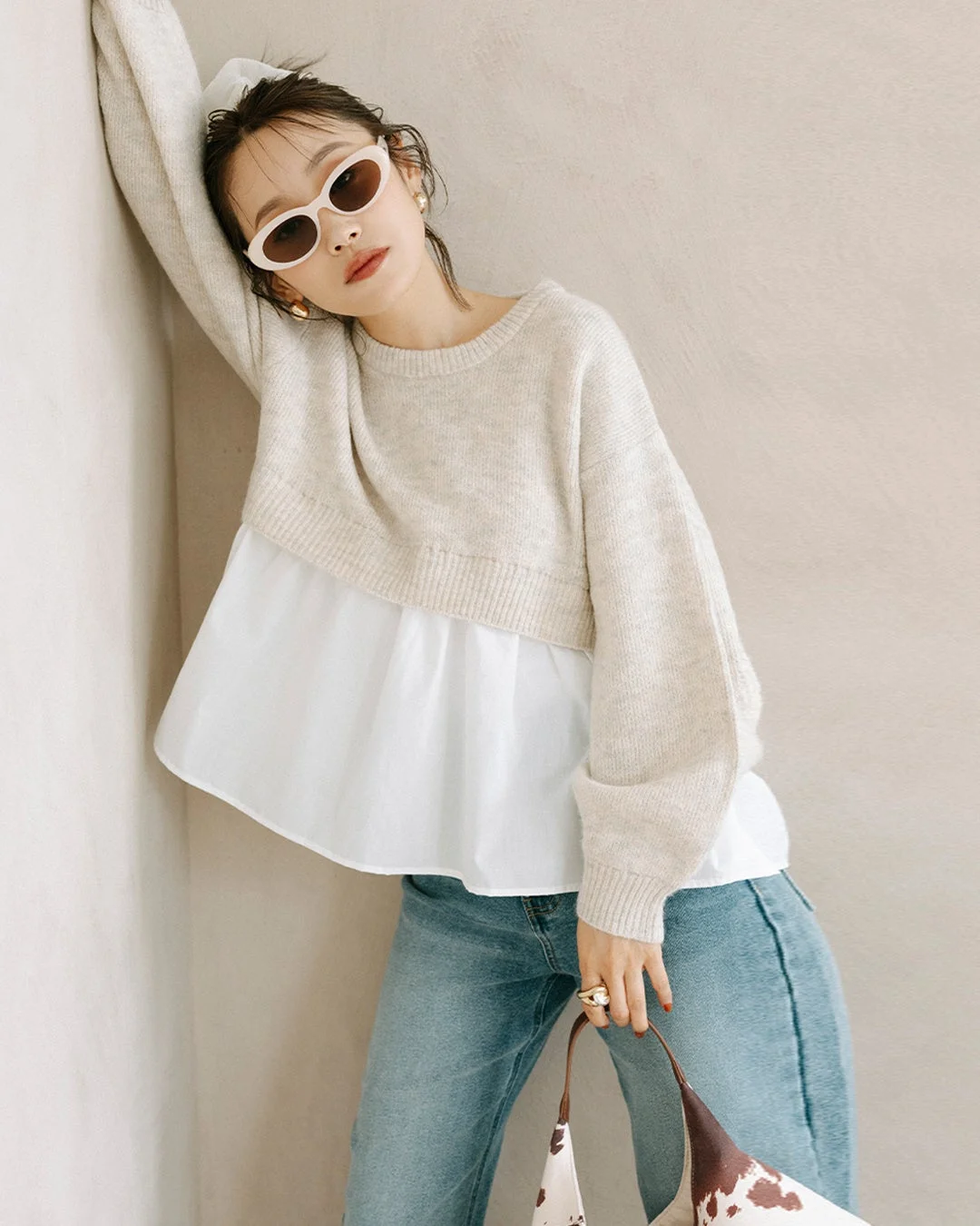 LOOK 04 ドッキングギャザーニットとデニム