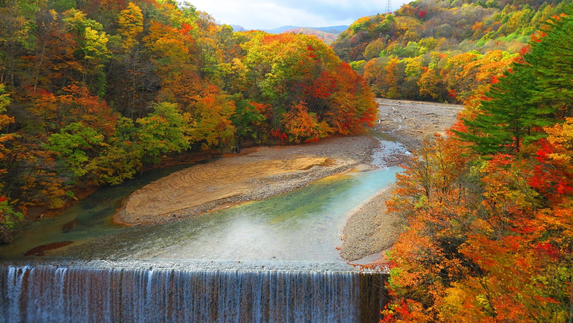 岩手県 八幡平市の紅葉