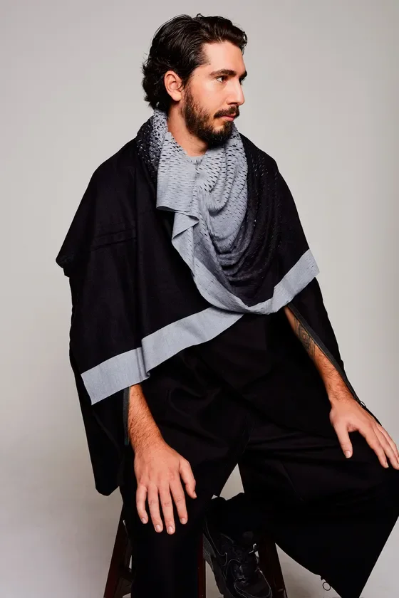 PLAIN CORNICE STOLE プレインコーニスストール［登録意匠］