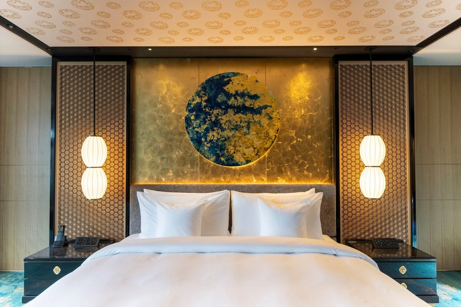 Art Experience Stay