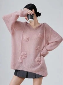 ピンクニット、オーバーサイズ、パーカー、セーター、ファッション、女性、カジュアル、冬服、モヘアニット、ドロップショルダー、ミニスカート、コーディネート、モデル