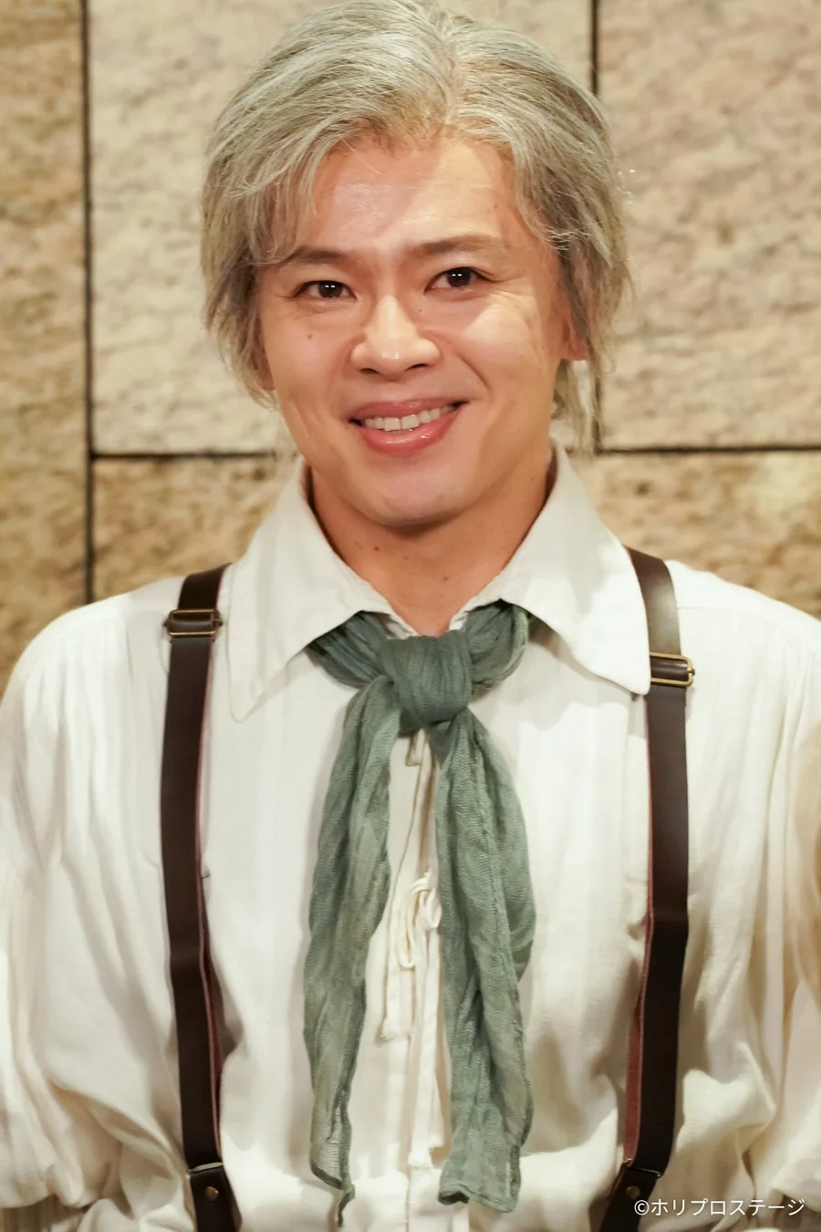 中川晃教さんの舞台姿
