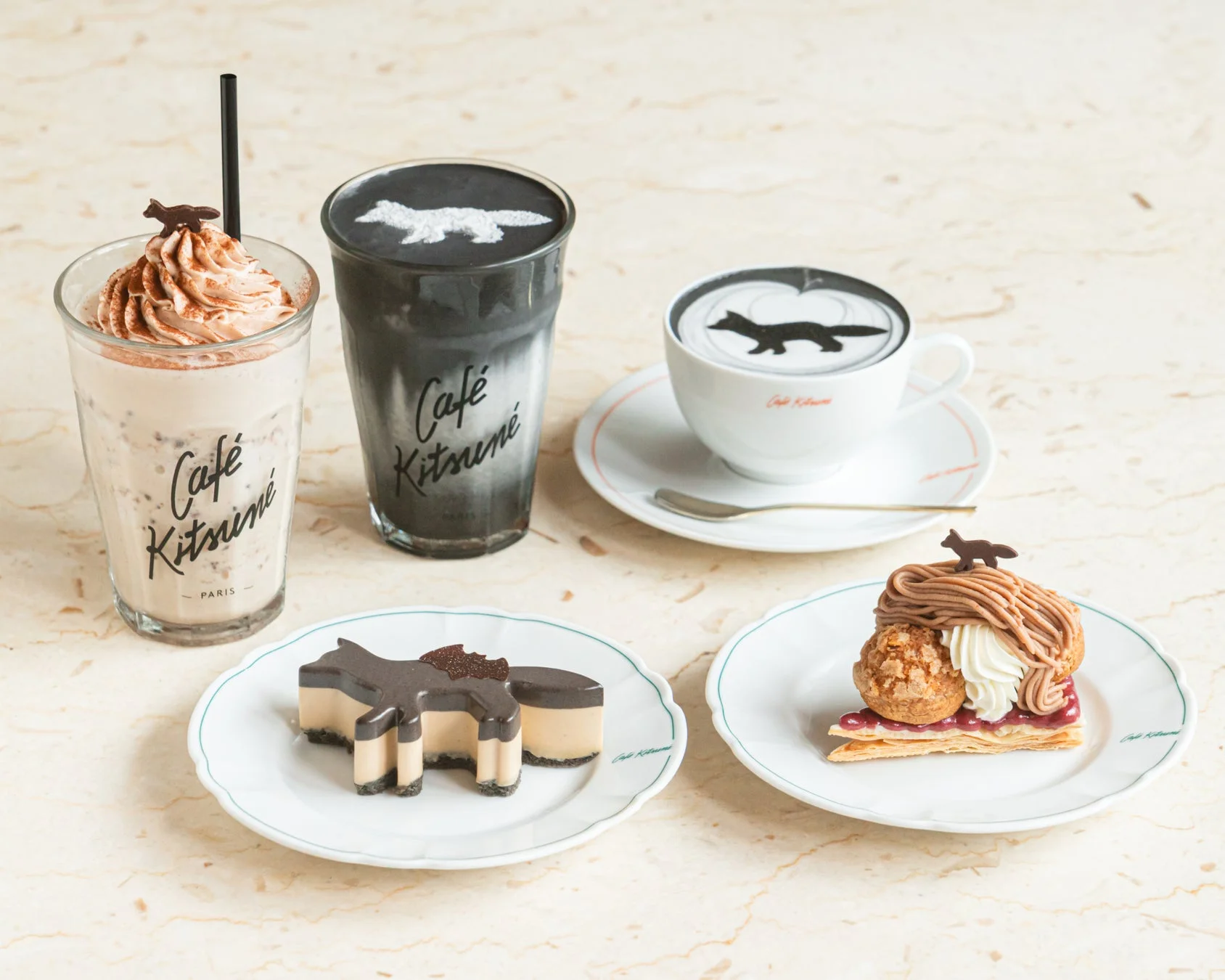 Café Kitsunéのデザートとドリンク