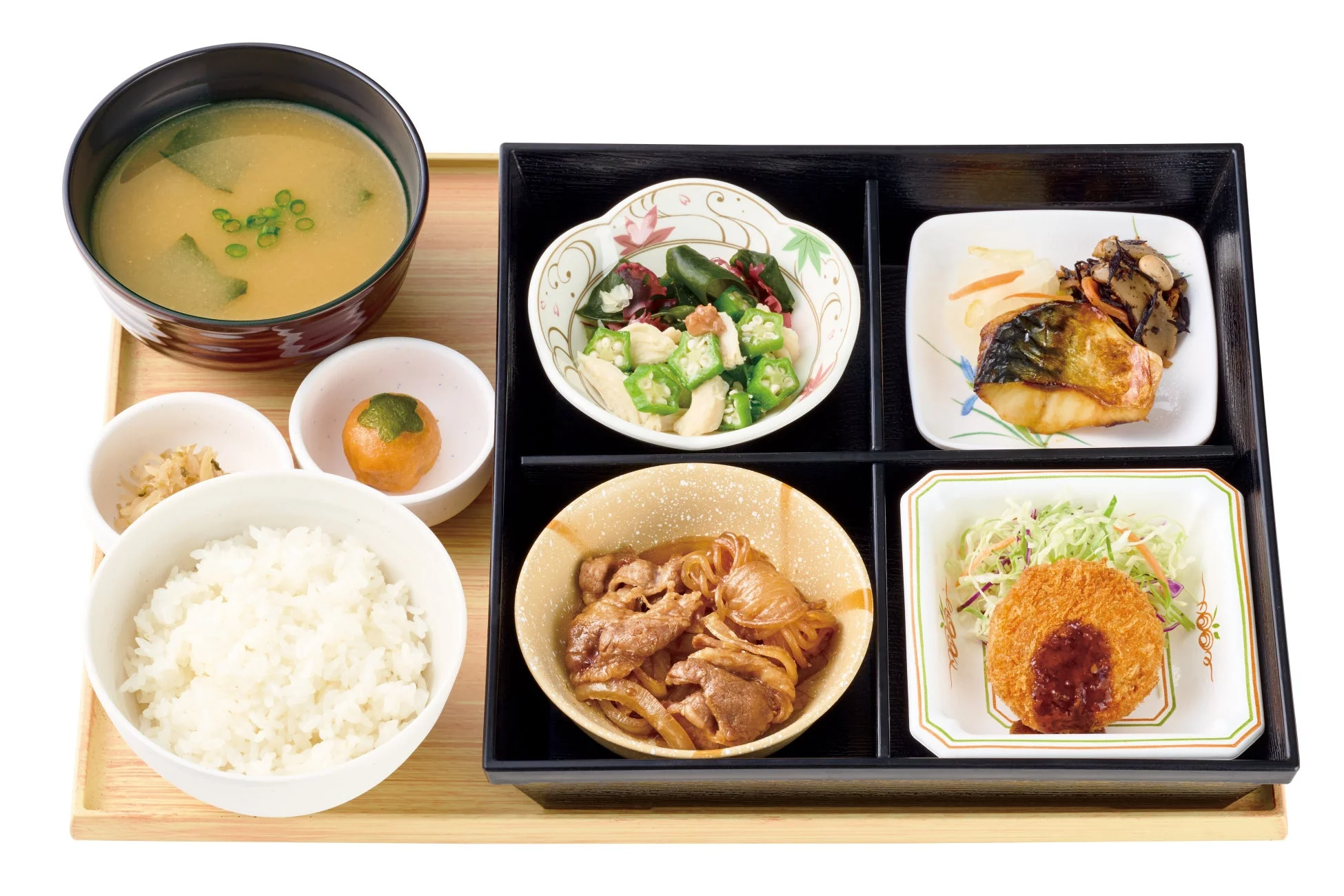 秋の季節御膳の全体像