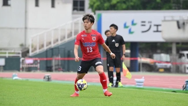サッカー選手 前田紘基選手