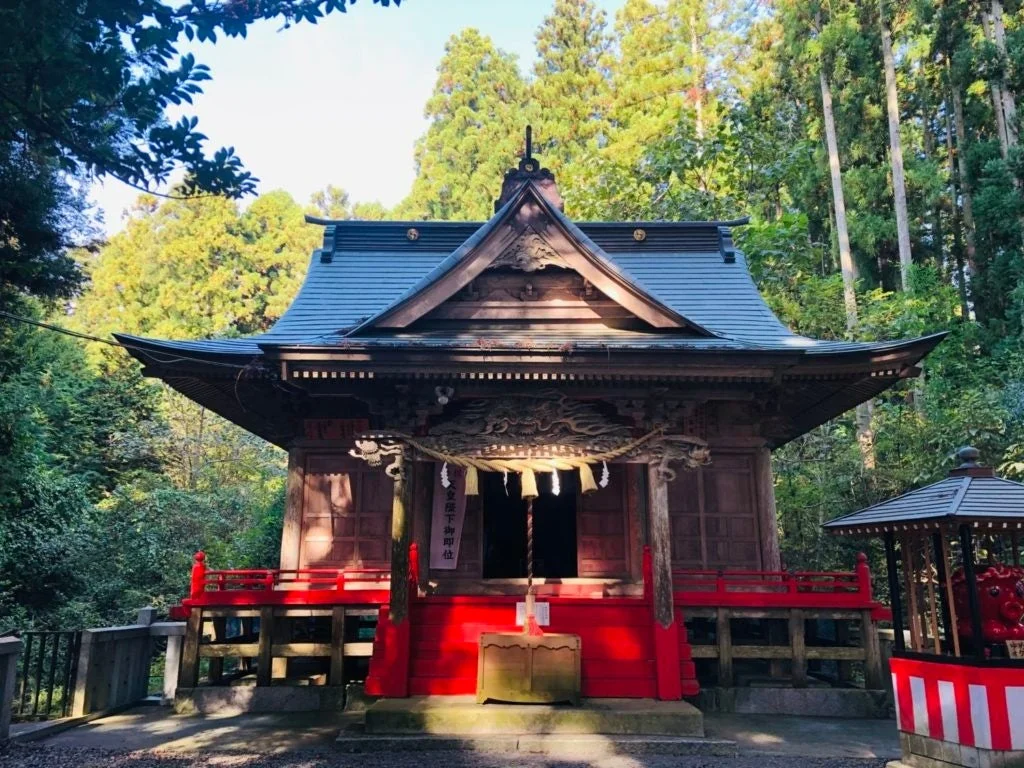 かやぶき屋根の施設
