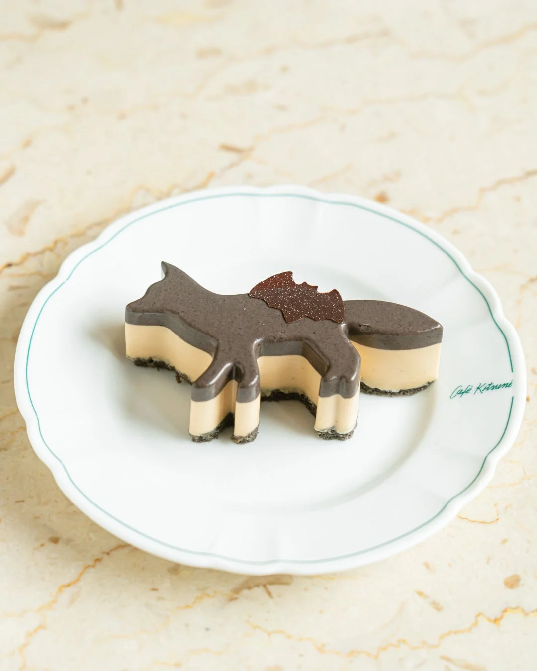 キツネケーキ「黒ごまアールグレイ」